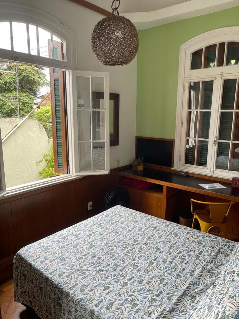 Casa Vermelha Bed and breakfast *